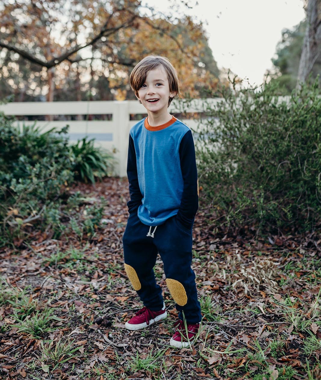 Image of Cotton sweatpants in charcoal and navy 